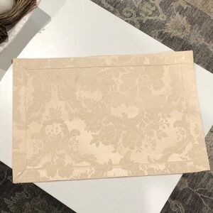 Waterford Cream Floral Damask Placemat